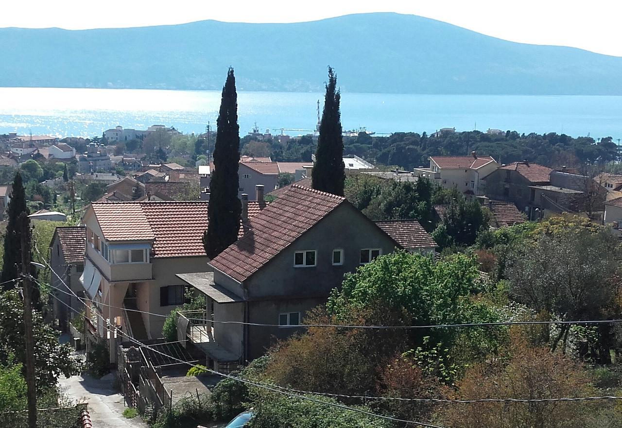 Apartment Dubrava Tivat Exterior foto