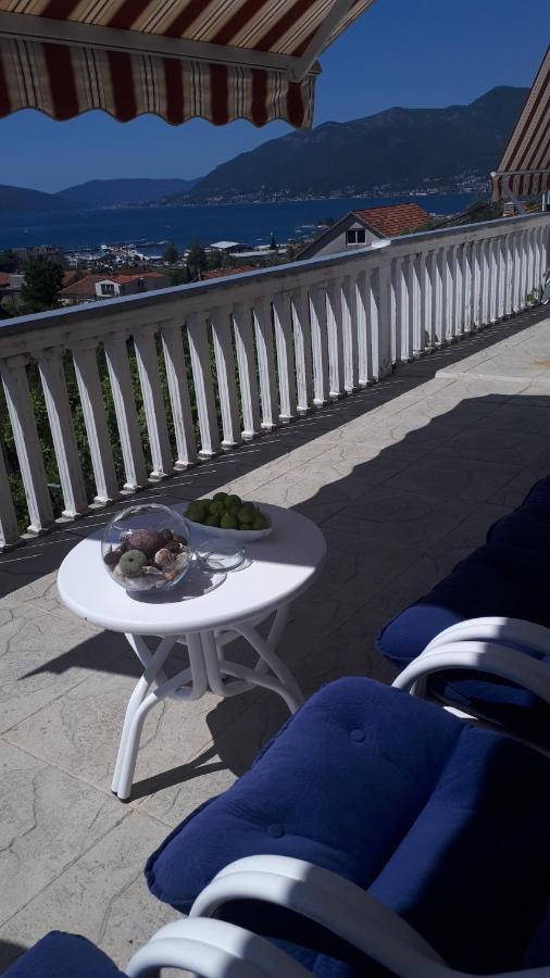 Apartment Dubrava Tivat Exterior foto