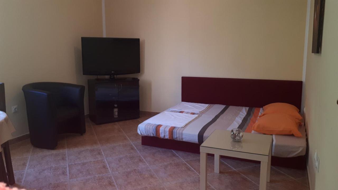 Apartment Dubrava Tivat Exterior foto